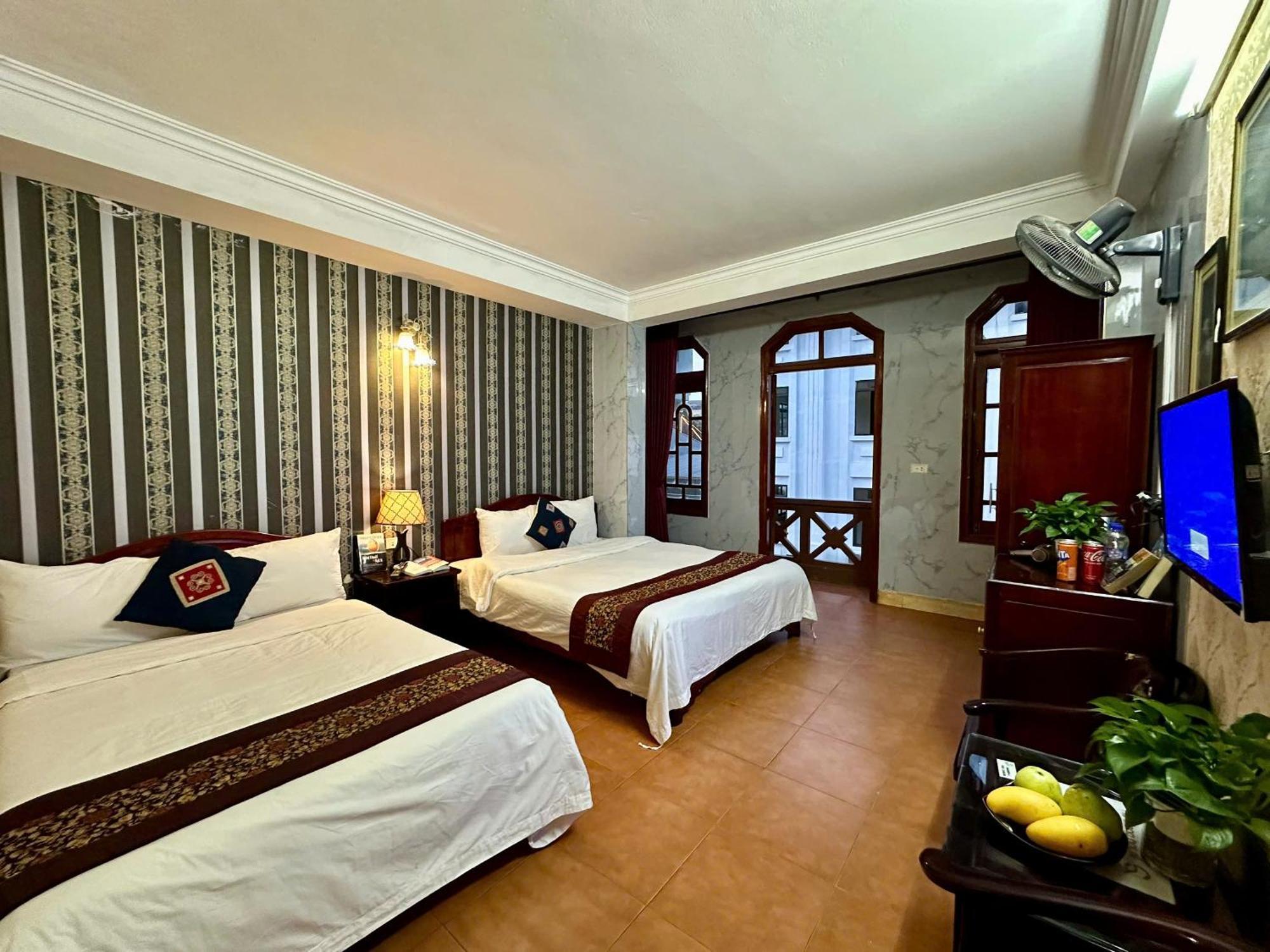 Ha Giang Hotel Sapa Exterior photo